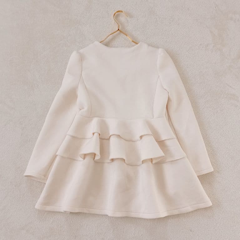 liala×pg ペプラム ノーカラー ダンボールニット フリル ジャケット M