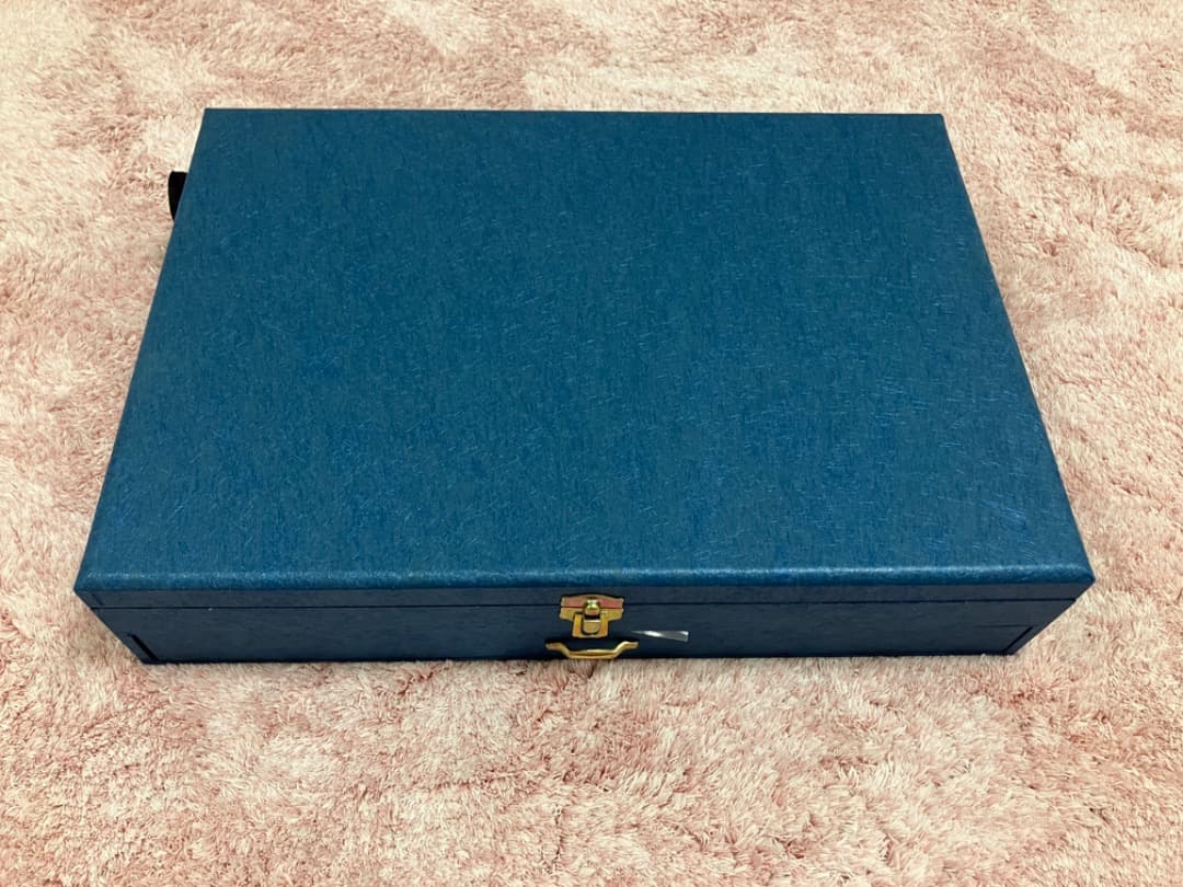 カイボイスン⭐︎カトラリーつや消しマット加工３４点セット未使用品♪