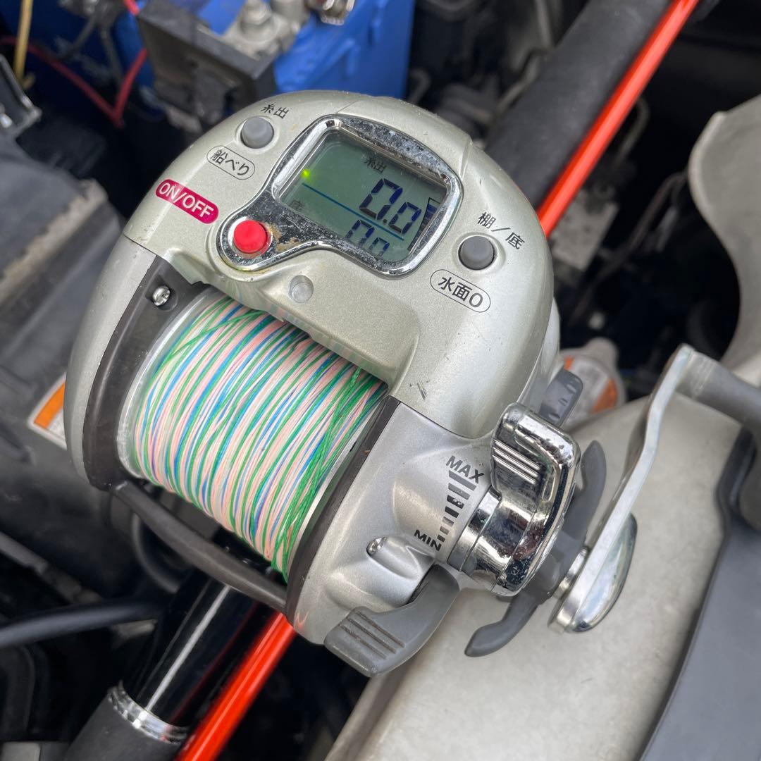 船釣りセット　電動リール　竿　仕掛け　カゴ　オモリセットです。