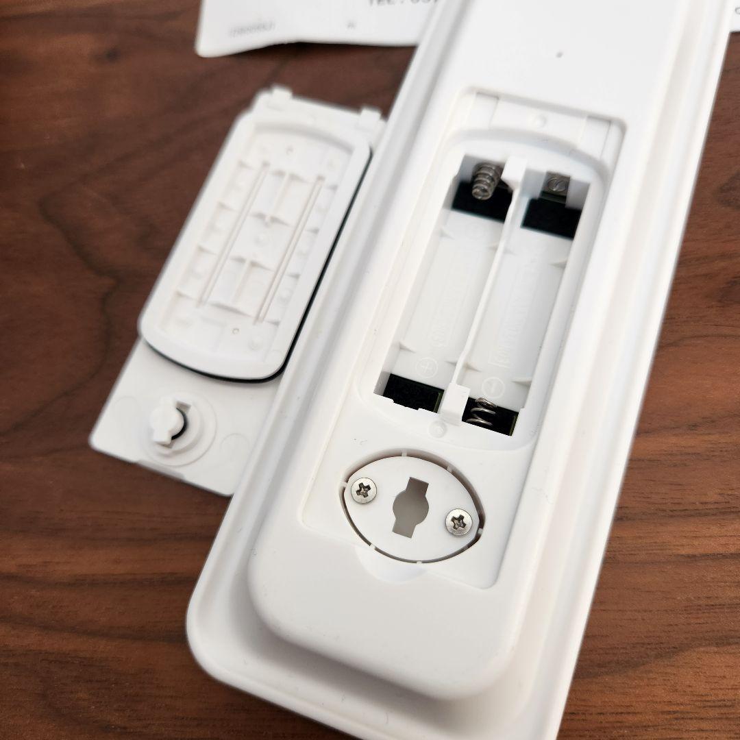 【美品】SHARP AQUOS 12V型 防水ポータブルテレビ 2T-C12AF