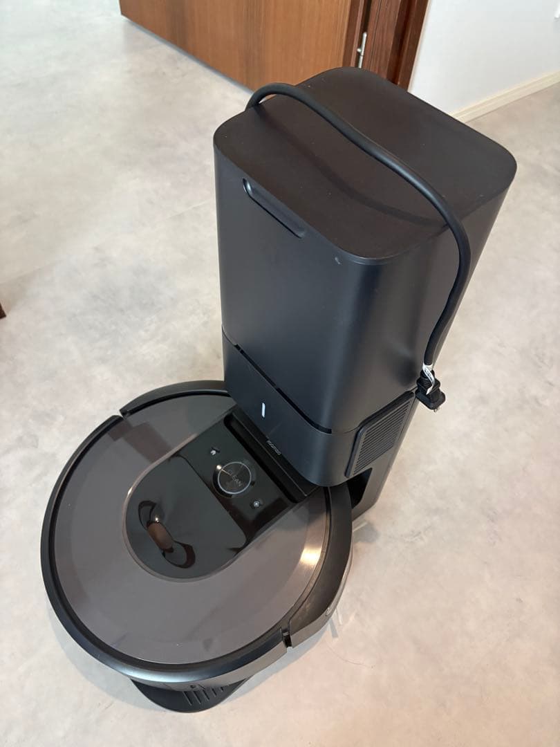 Roomba i7 充電ステーション付き