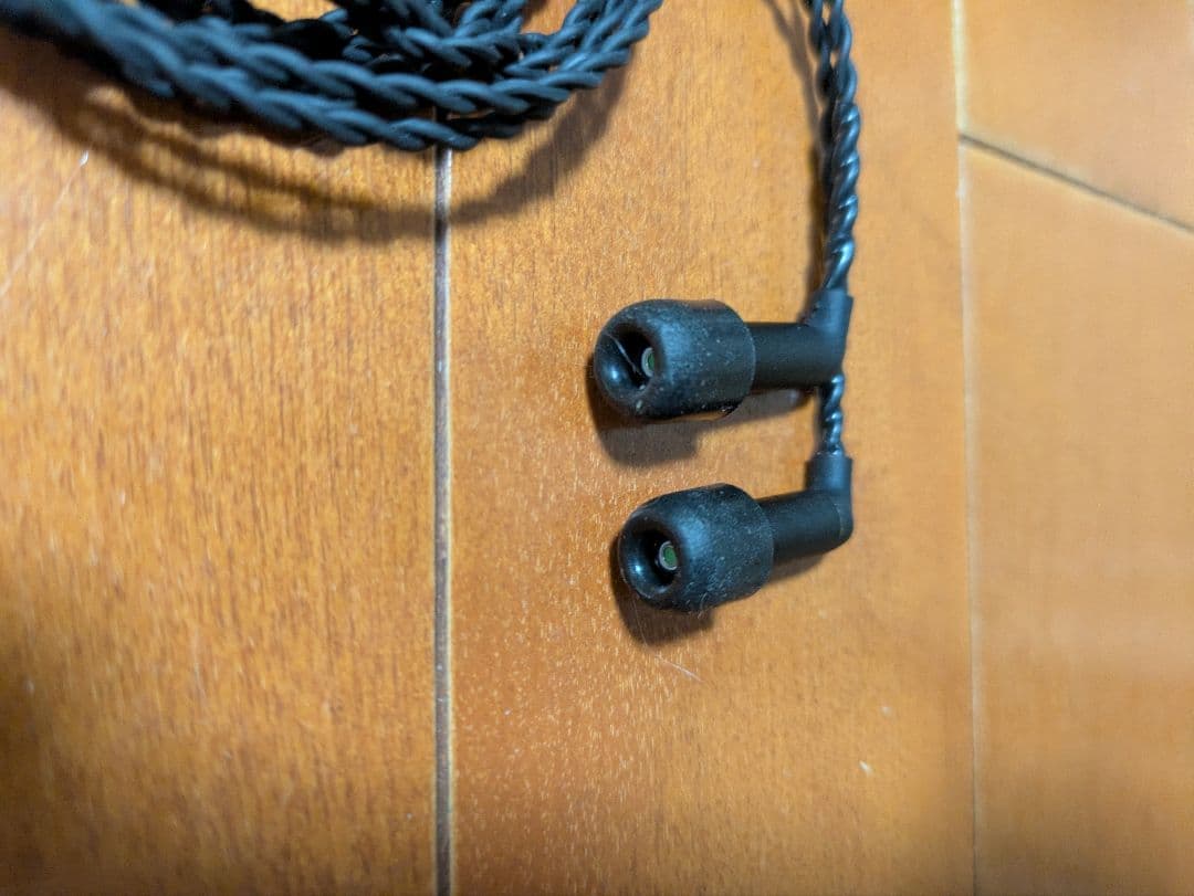 イヤホン Yu9 Audio 404 Not Found 4.4mmバランス