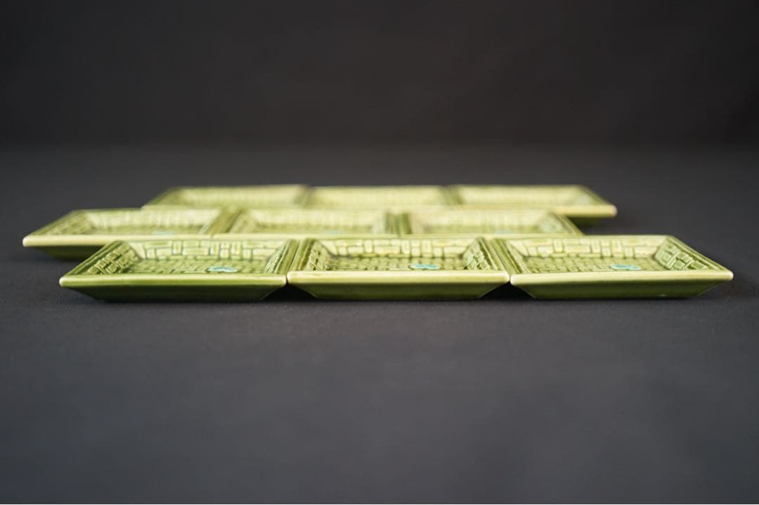 淡路珉平焼 緑釉 草文 四方小皿 9客 / 角皿 向付 豆皿 懐石料理道具