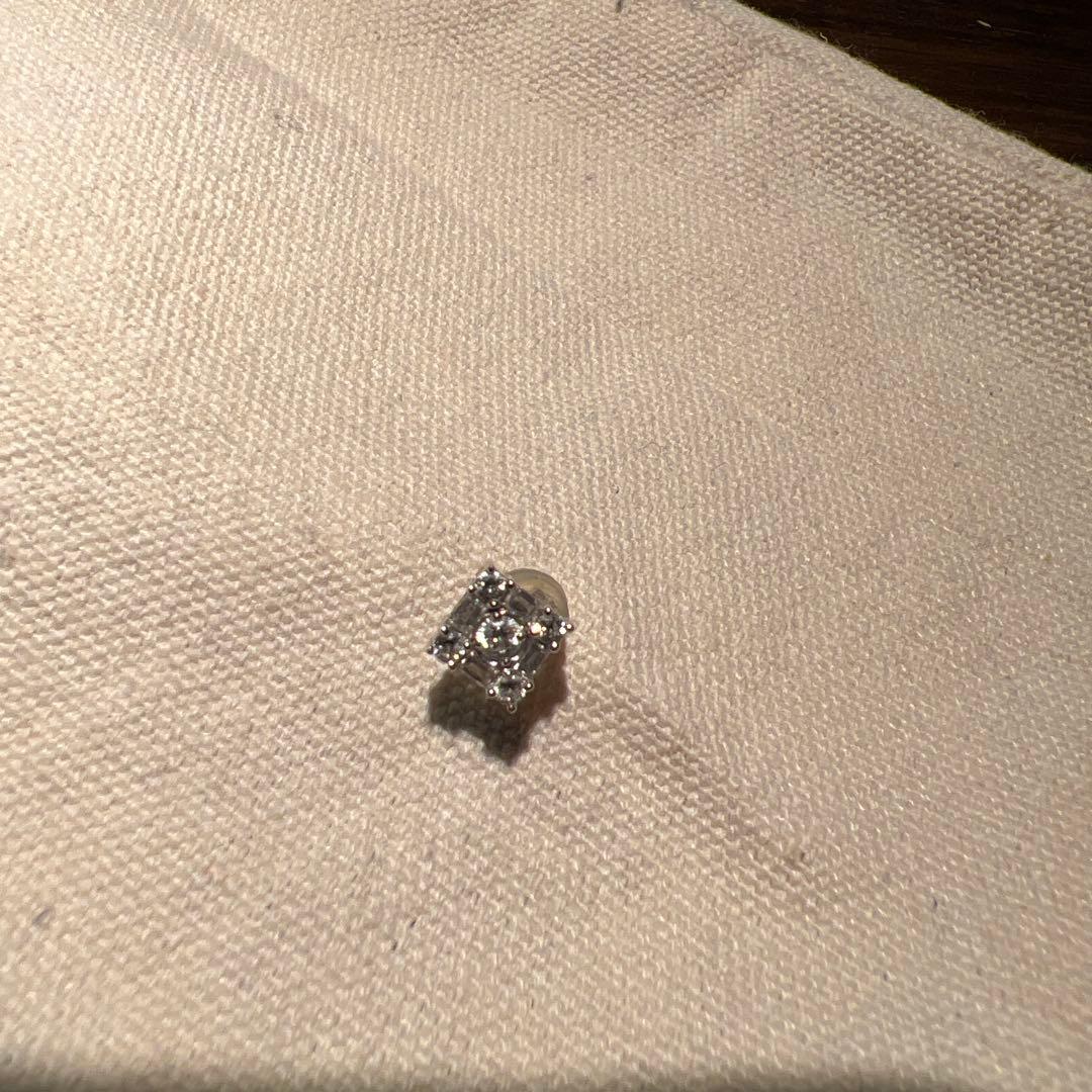 ダイヤモンドピアス　片方のみ