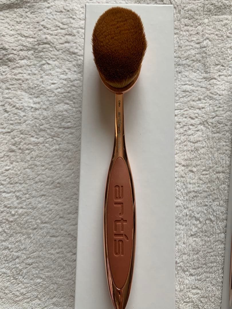 新品未使用アーティスメイクアップブラシ　エリートコレクション オーバル7(RG)