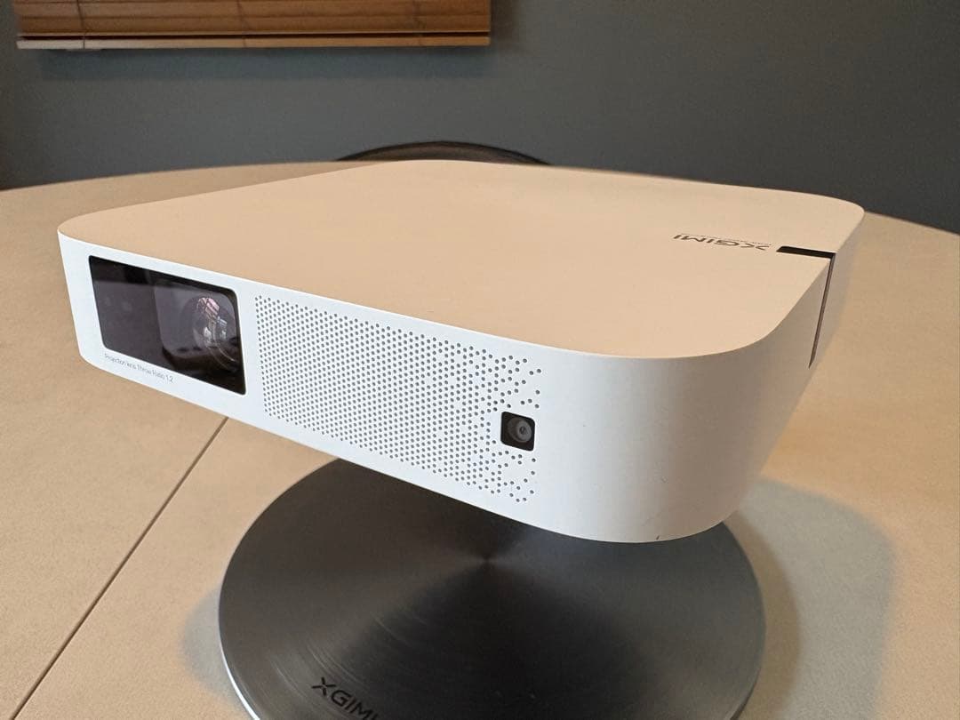 XGIMI ホワイトプロジェクター 本体＆スタンドセット