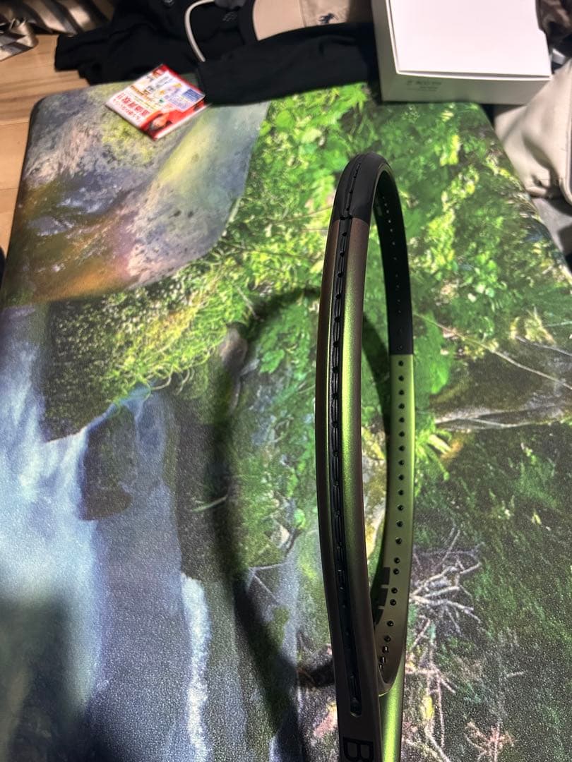 Wilson Blade V8 100 グリップ3