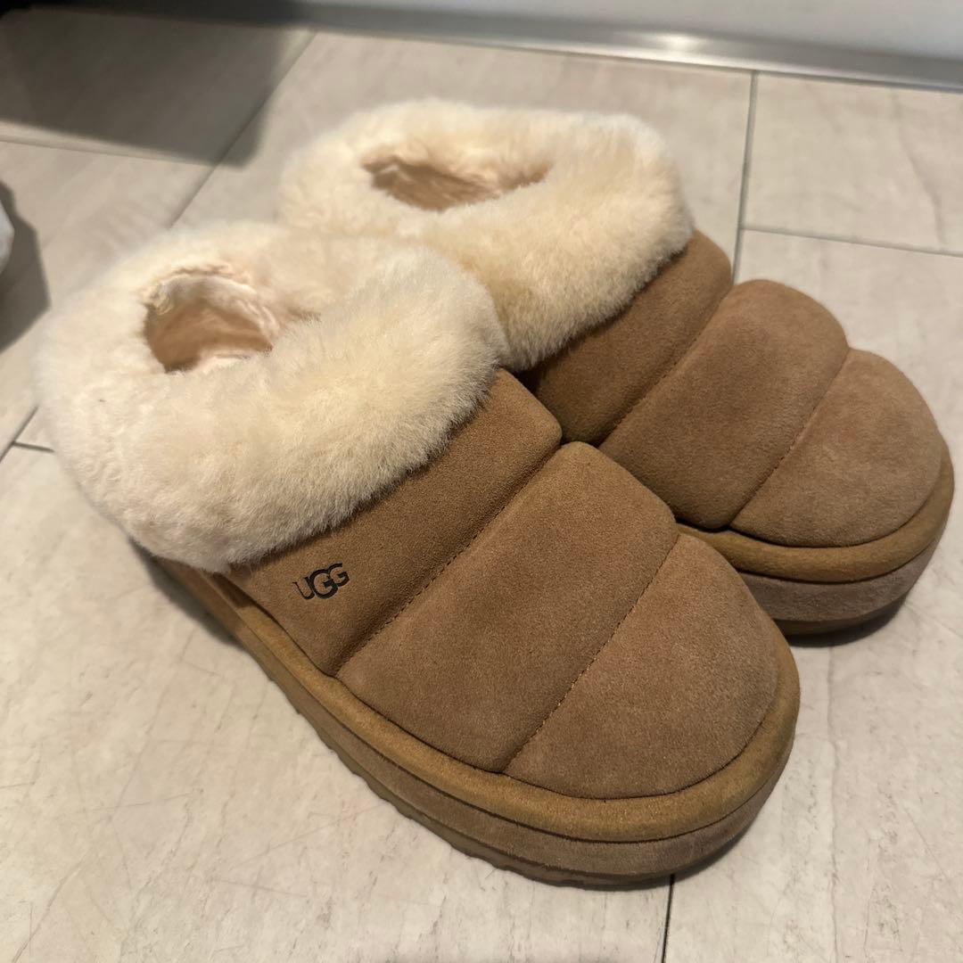 UGG ブラウンムートンブーツ