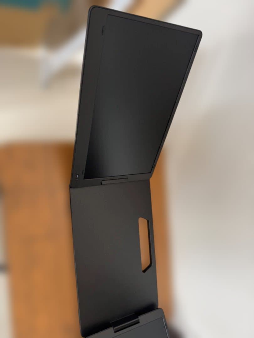 デュアルポータブルモニター（トリプルモニタータイプ）