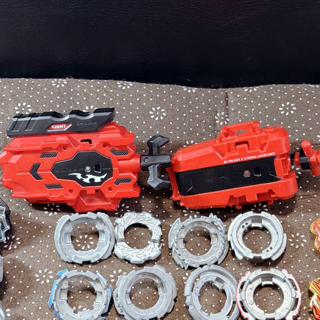 ベイブレード まとめ売り 本体13個　パーツ大量 ランチャー メタル バースト