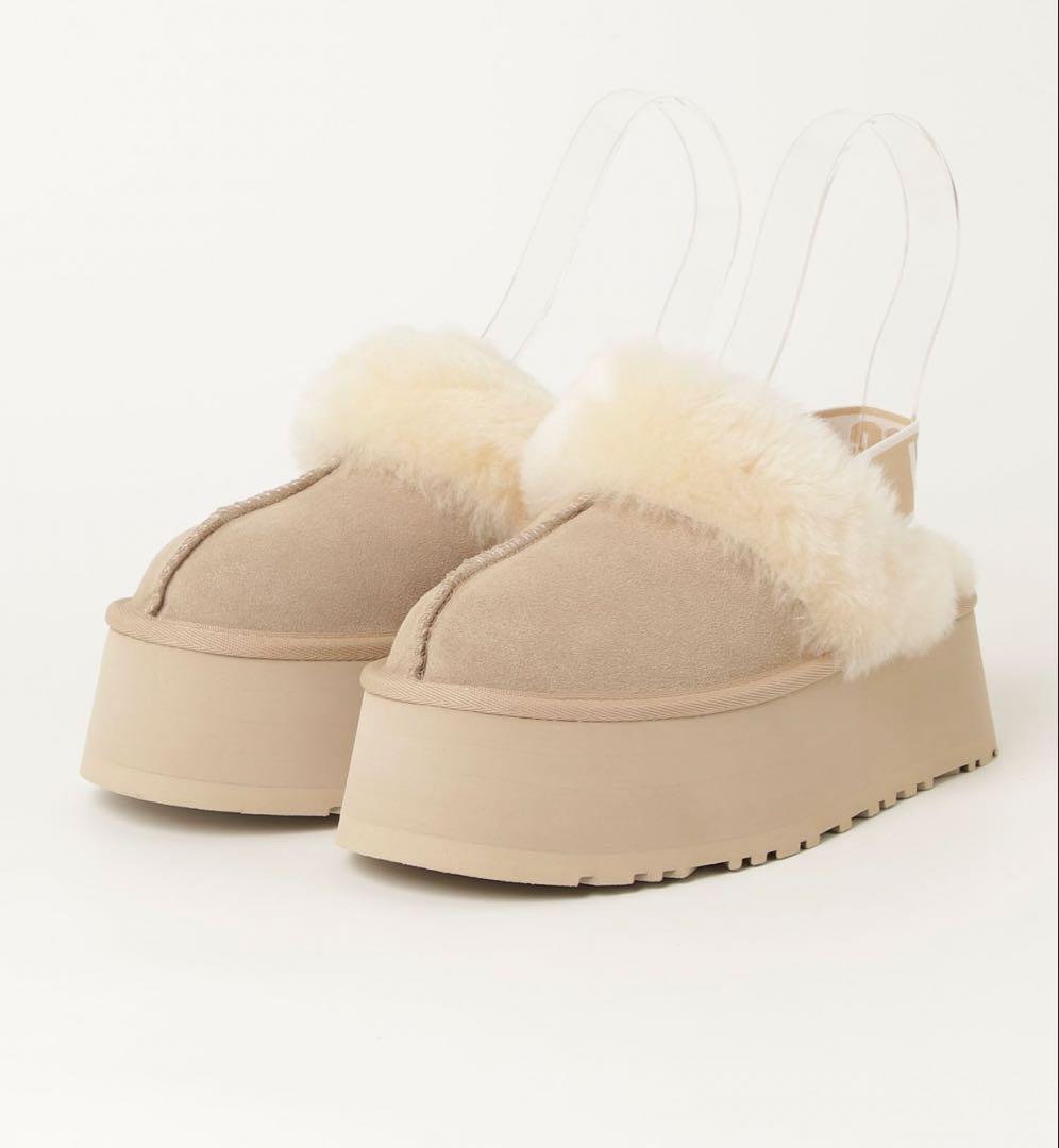 UGG ベージュ 厚底スライドサンダル