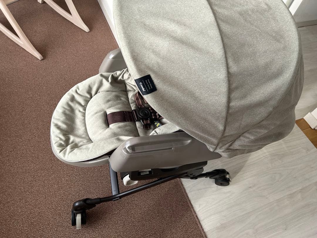 【出産準備】コンビ　ネムリラ　エッグショック　サンドベージュ　2019年購入