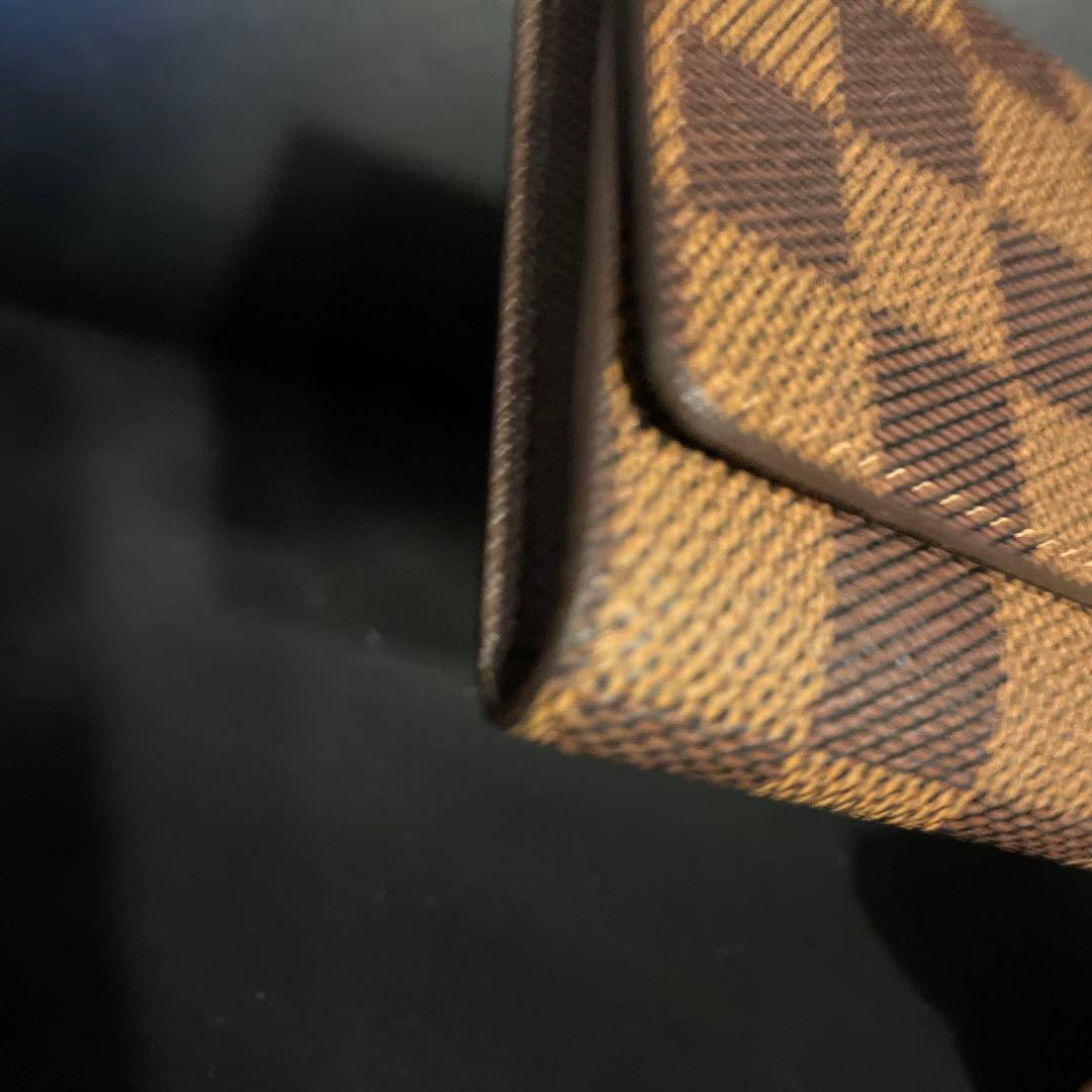 LOUIS VUITTON アンヴェロップ カルト ドゥ ヴィジット名刺入れ