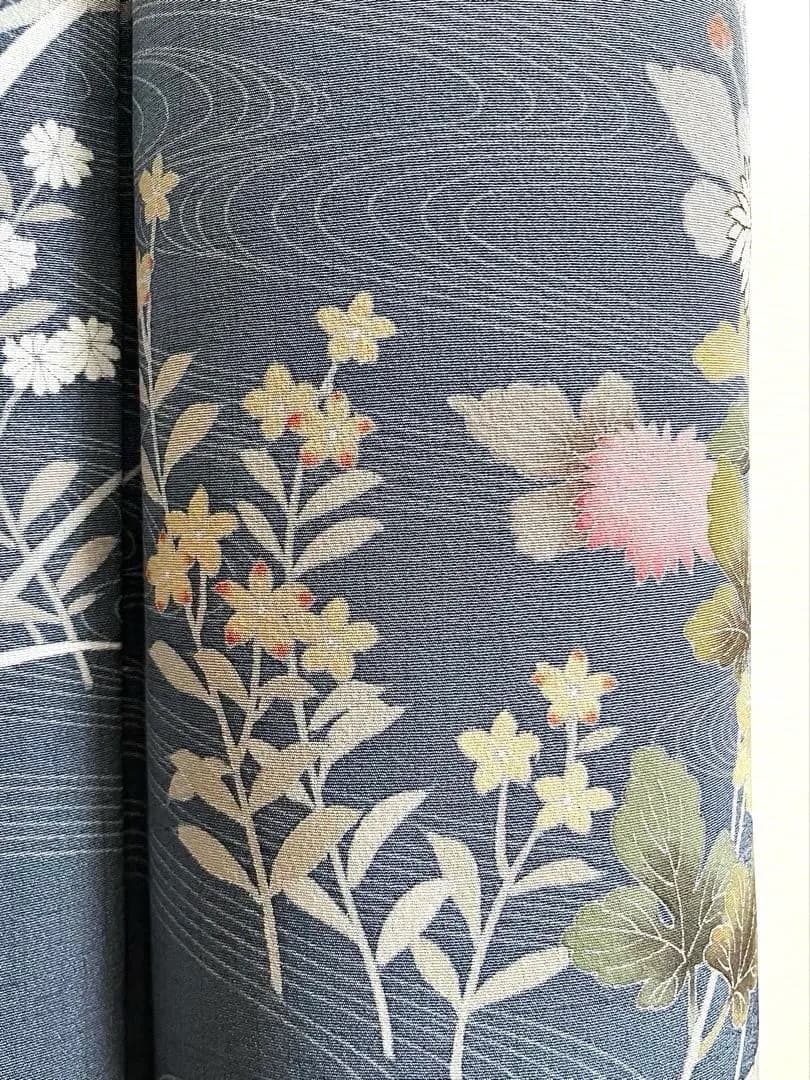 上品聡明なお色柄 上質正絹訪問着 美しい四季の花々 淡い色調グラデーション