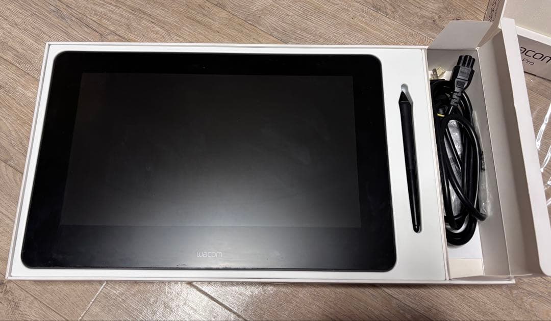 う*。様 Wacom Cintiq Pro DTH-1320K0 13インチ