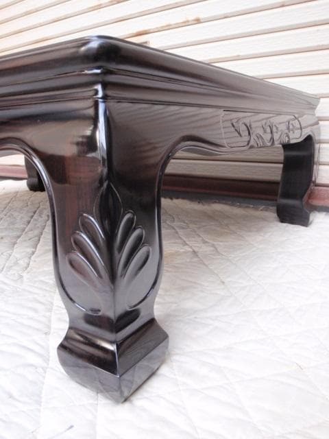 半額以下！新品本物♪黒檀 無垢 4尺(120巾)菊彫り 座敷机 唐木座卓ちゃぶ台