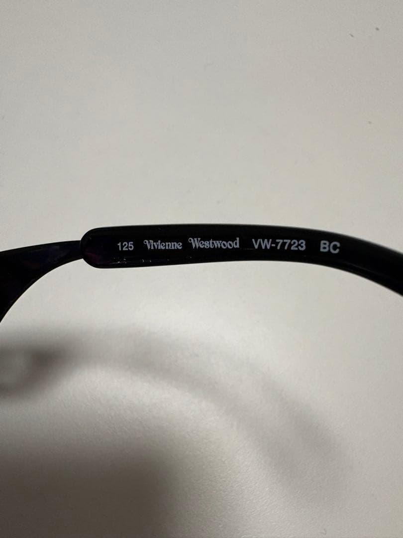 Vivienne WestwoodサングラスVW-7723 hyde着用モデル