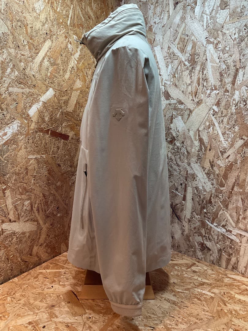 美品 DESCENTE デサント DAMPGC42 オルテライン ジャケット L