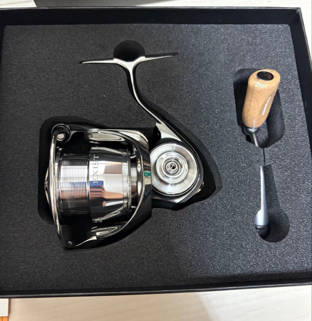 EXIST LT2500S-H スピニングリール　22イグジスト