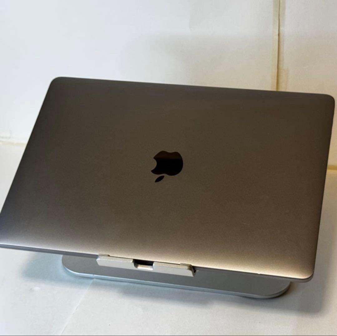 【極美品】MacBook Pro 13.3㌅ スペースグレー ZOOM/オフィス