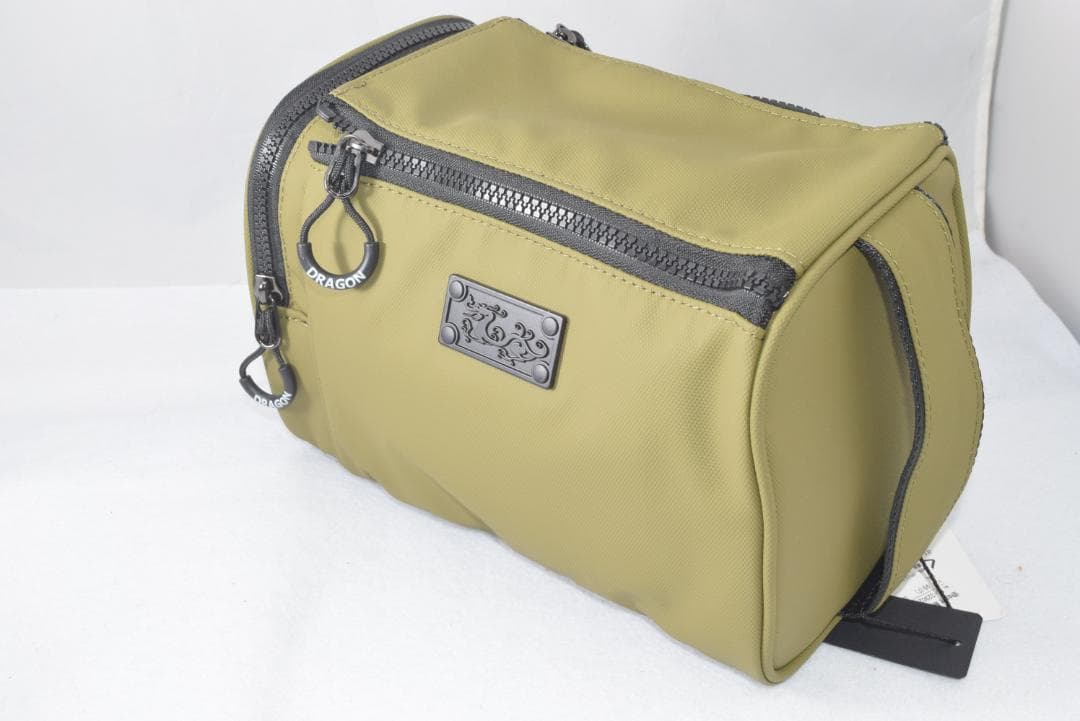 新品☆ダンスウィズドラゴン コーティング ナイロン ポーチ☆カートバック☆カーキ