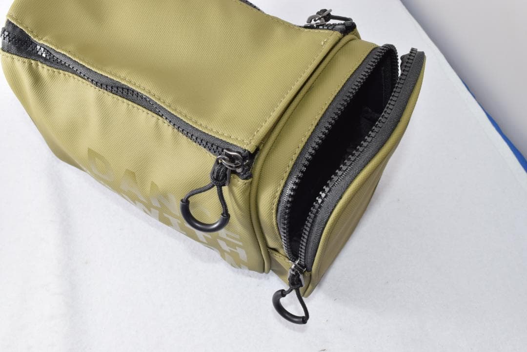 新品☆ダンスウィズドラゴン コーティング ナイロン ポーチ☆カートバック☆カーキ