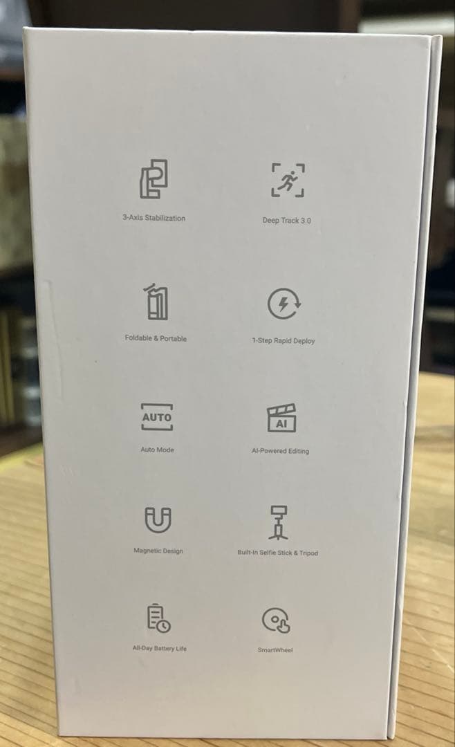 Insta360 Flow スマートフォンスタビライザーSpotlighiセット