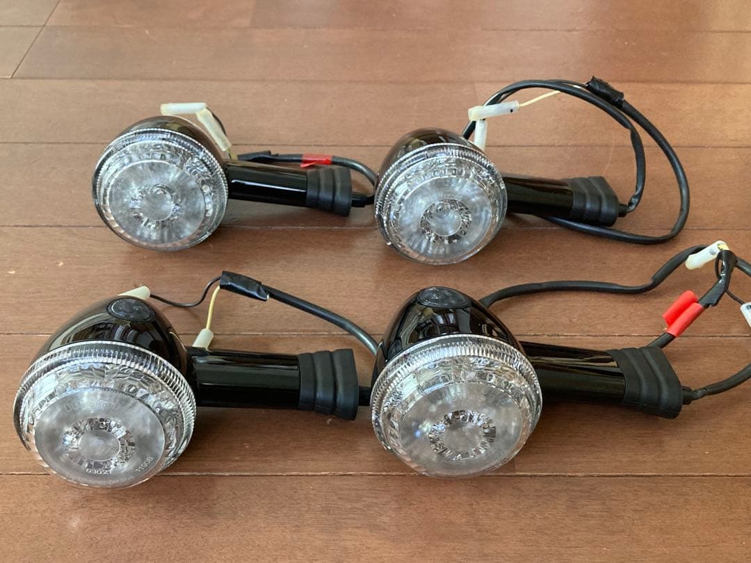 トライアンフ　ボンネビルボバー純正LEDウィンカーセット