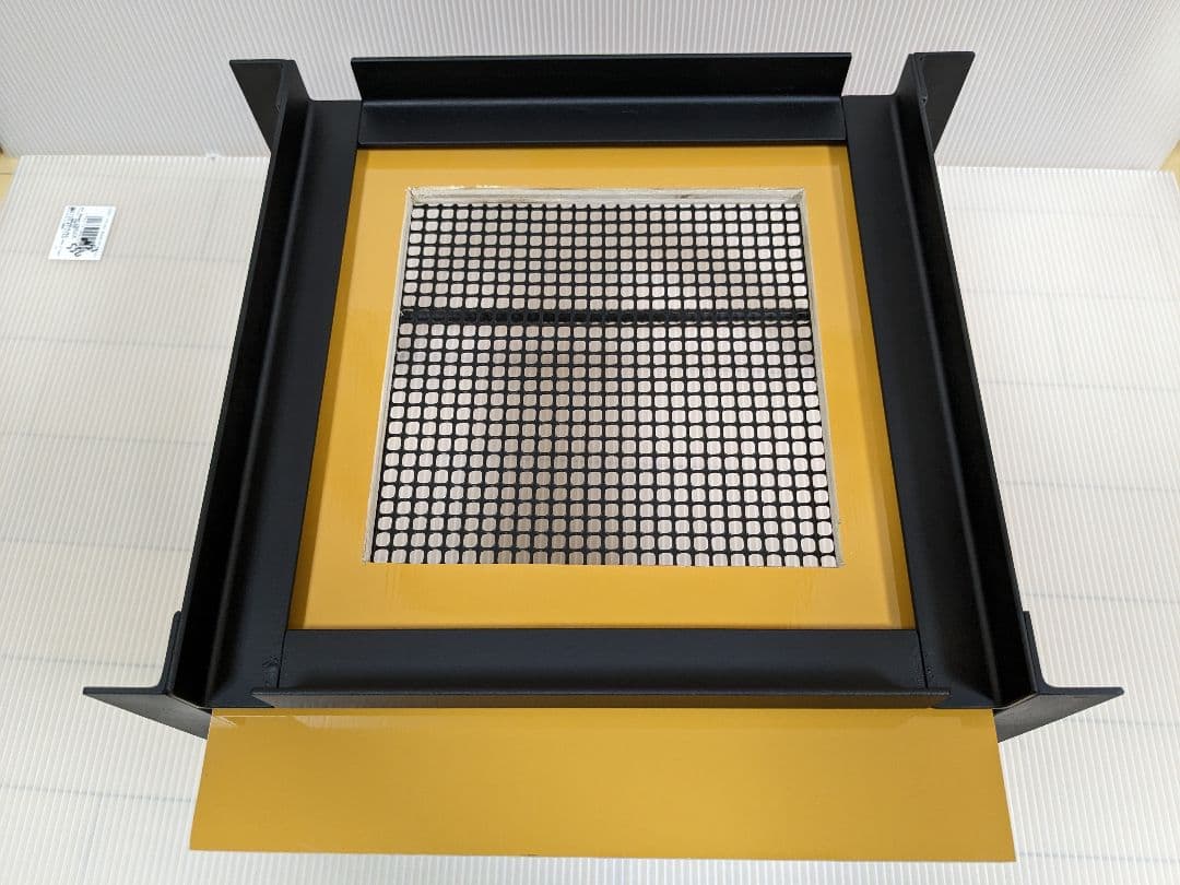 重箱式巣箱台　２９０ミリ用　ニホンミツバチ　鉄製台