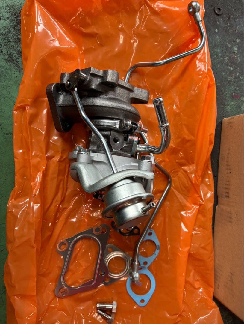 エブリイ DA64W リビルトターボタービン 未使用品ガスケットボルト類付属