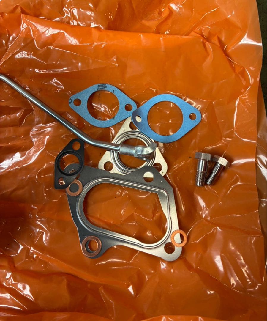 エブリイ DA64W リビルトターボタービン 未使用品ガスケットボルト類付属