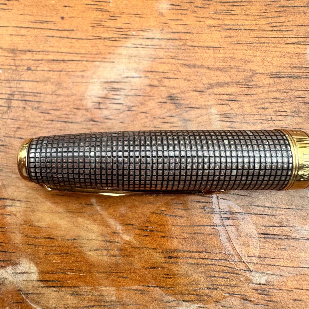 Parker パーカー　万年筆　格子柄　ペン先750