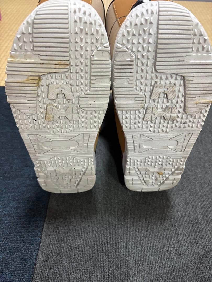 KISS MARK ベージュ スノーボードブーツ