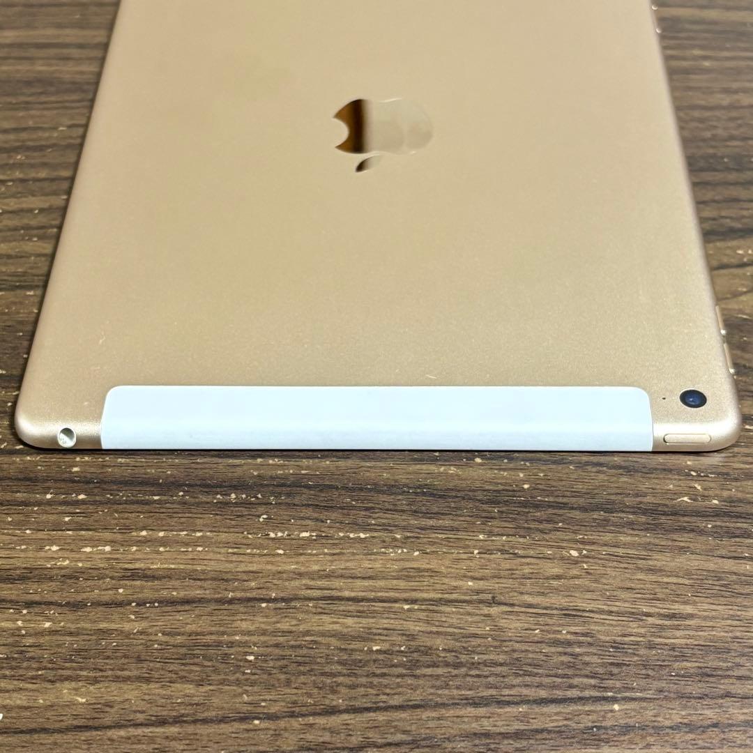iPad本体 iPad Air 2 Wi-Fi+Cellular 64GB MH172J/A