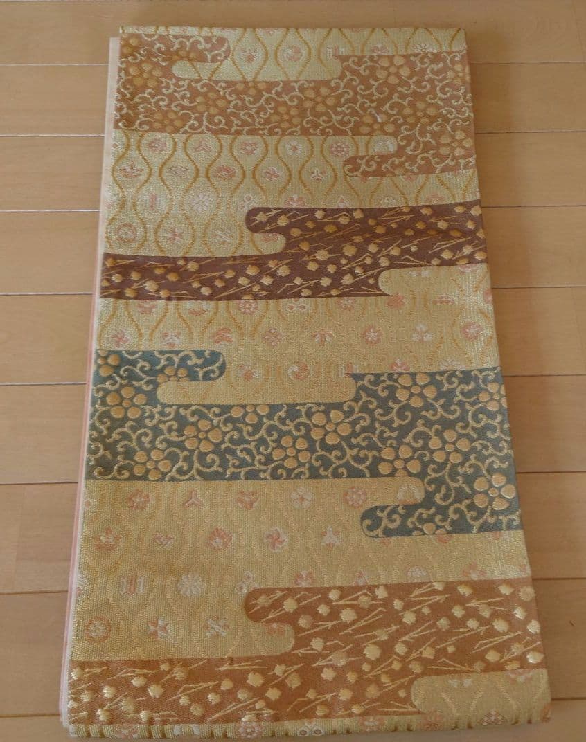 【新品未使用極美品】色無地フルセット　一つ紋　正絹　袷　唐織六通袋帯