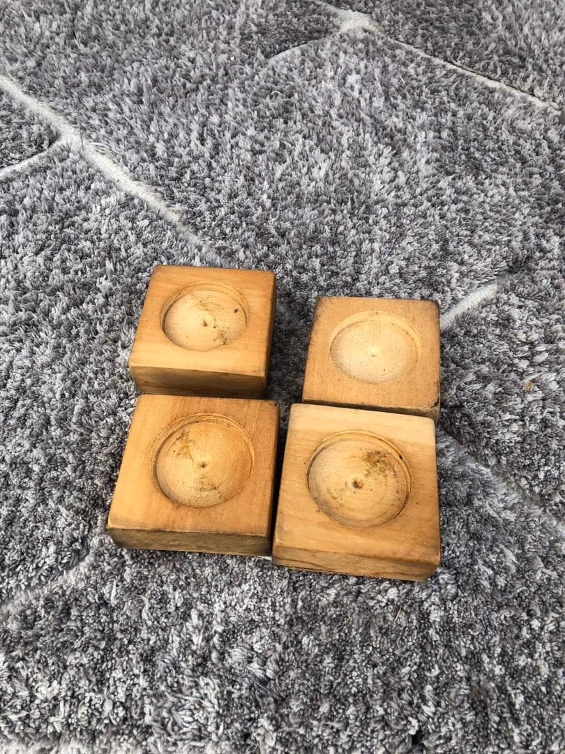 【コンテナ保管】 有孔マッサージベッド 脚置き付 高田ベッド