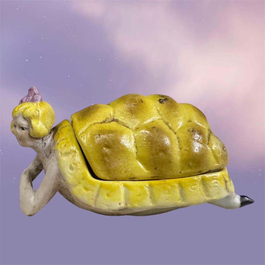 フランス雑貨 アンティーク風海亀女 小物入れ1800年代モチーフ 貴重希少