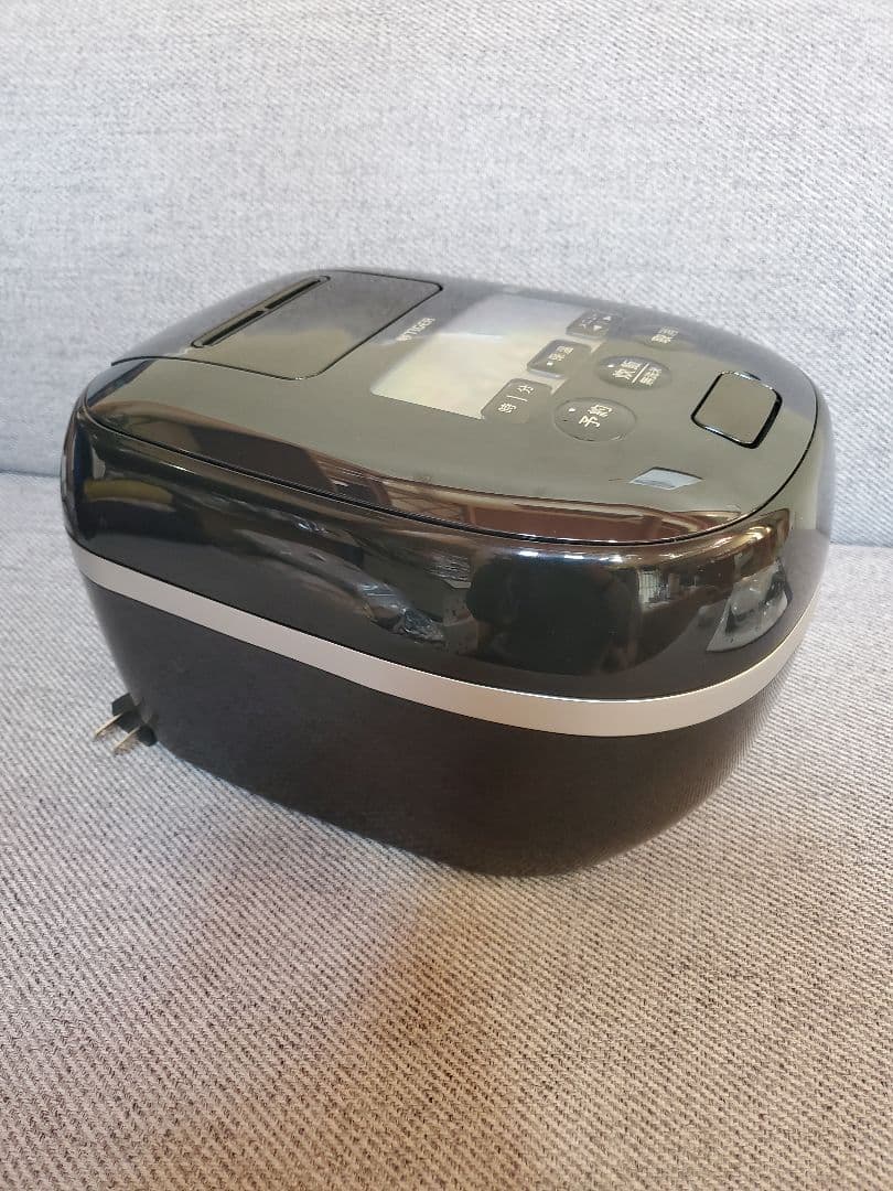 TIGER圧力 IH炊飯器 3.5合炊き デジタル表示