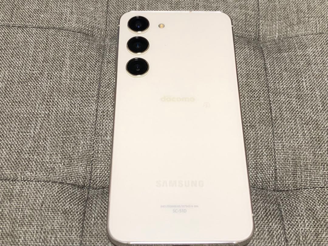 Samsung Galaxy S23 docomo ホワイト