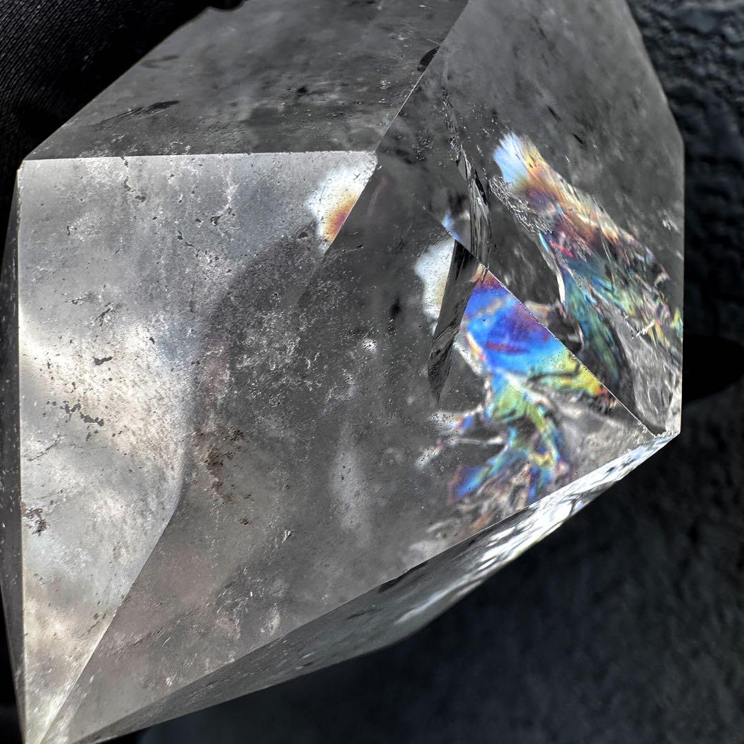 高品質 浄化❗️超強いパワーレインボー☆ヒマラヤ水晶六角柱 天然石 原石A1150