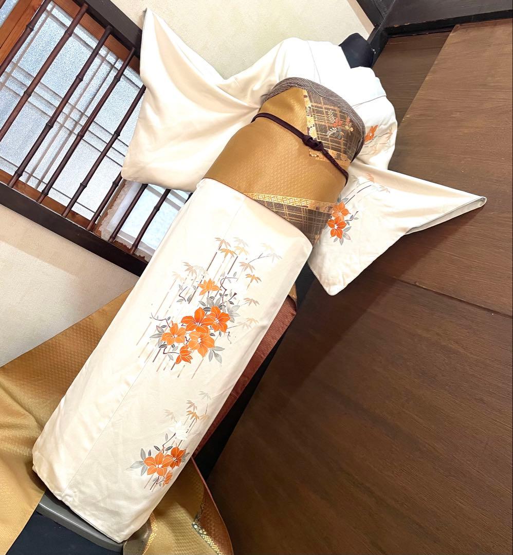 訪問着 フルセット5点サイズM〜Ｌ手描き友禅正絹　太鼓柄袋帯刺繍　草花文金糸金彩