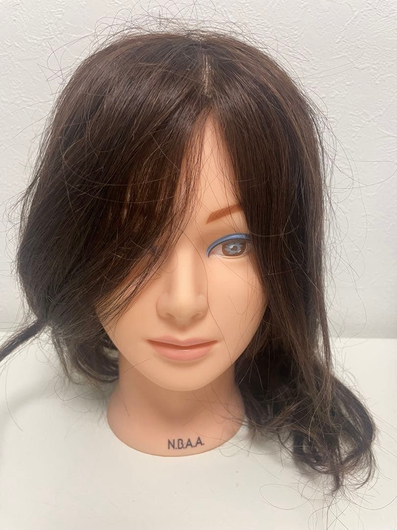 新品カット用ウィッグ4体