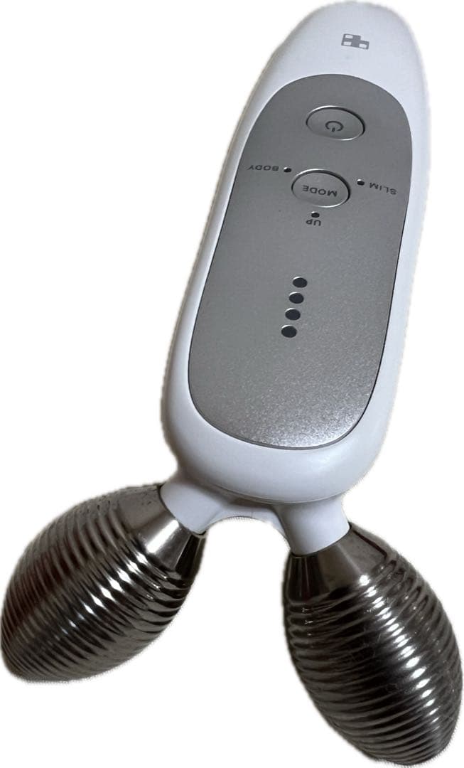 AGE-R DERMA EMS SHOT メディキューブ　美顔器