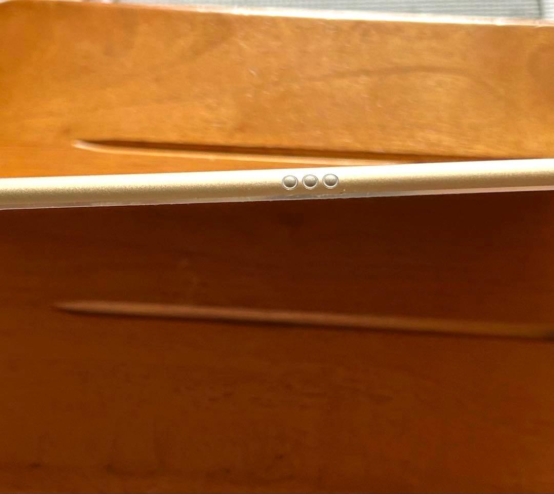 Apple iPad Pro 10.5 Cellularゴールド　256GB