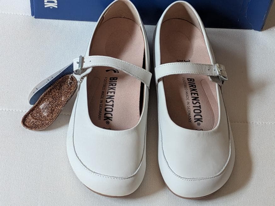 新品BIRKENSTOCKリズモアホワイト、赤 レザーシューズ 2足