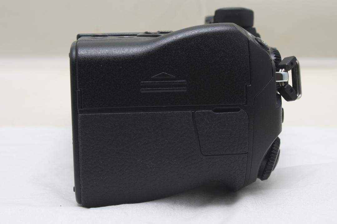 オリンパス OM-D E-M1 MARK II ボディ シャッター数2920回