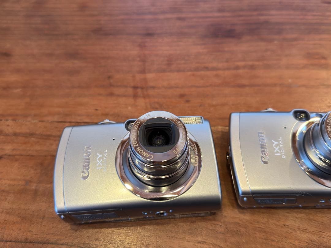CANON IXY DIGITAL 800 IS キヤノン　イクシー　2台