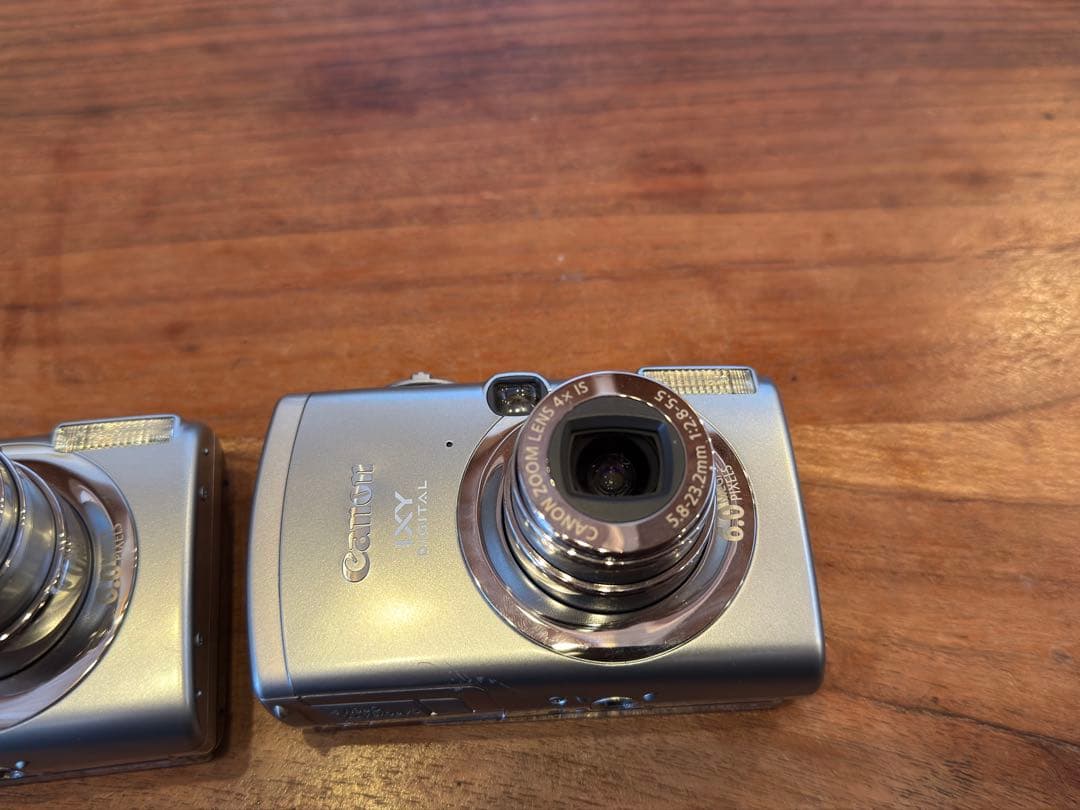 CANON IXY DIGITAL 800 IS キヤノン　イクシー　2台