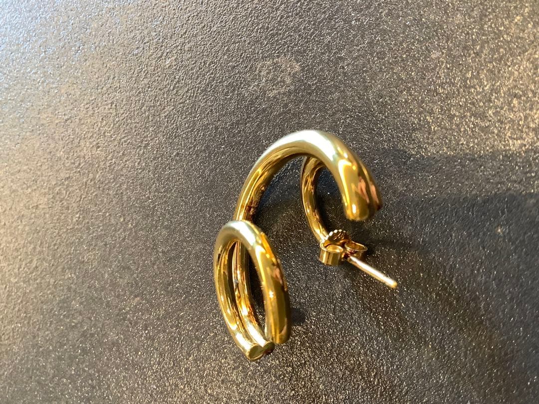 【新品未使用】【 CHARLOTTE CHESNAIS 】フープピアス