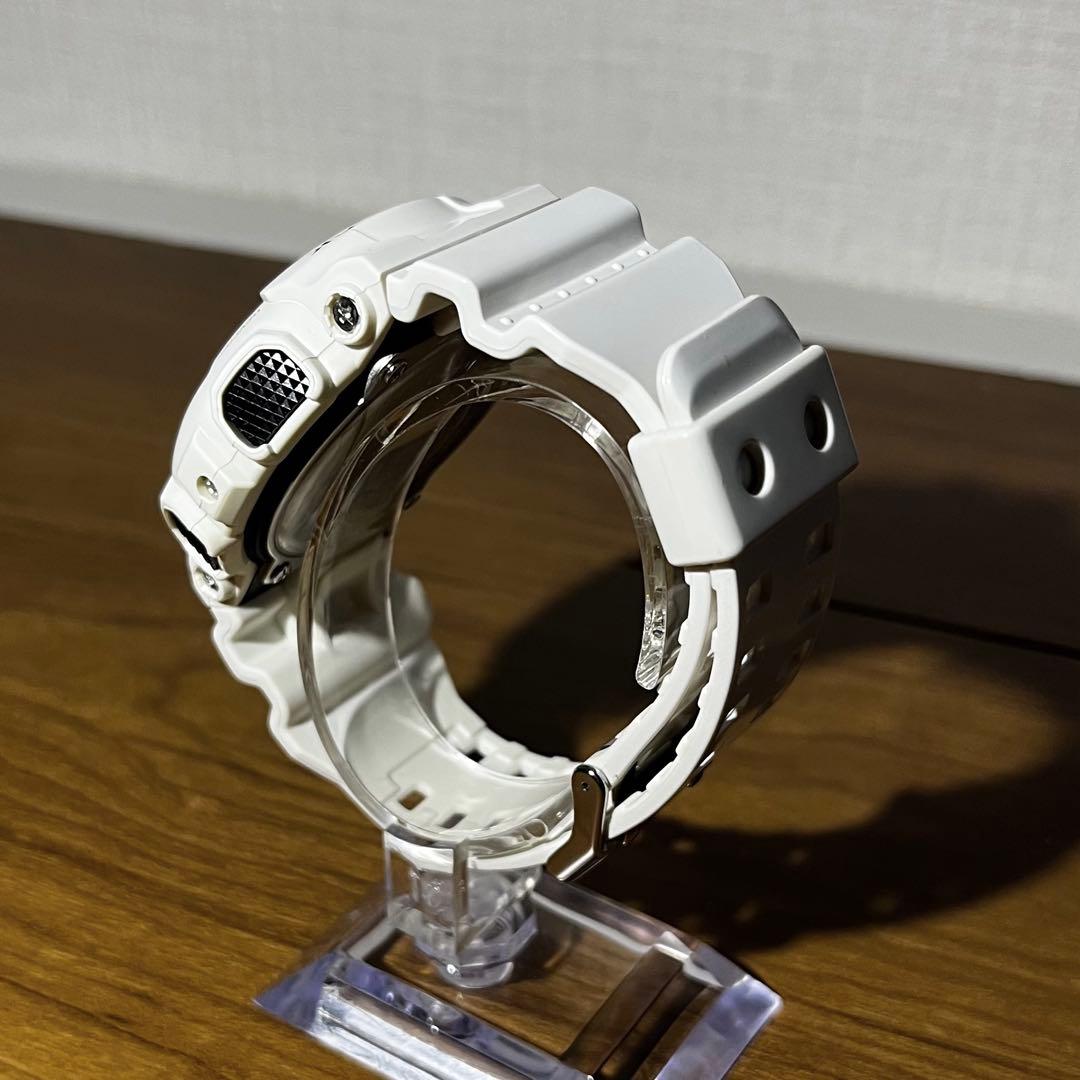 鈴*木様 新品未使用 G-SHOCK GA-110GW ホワイト シルバー デジ